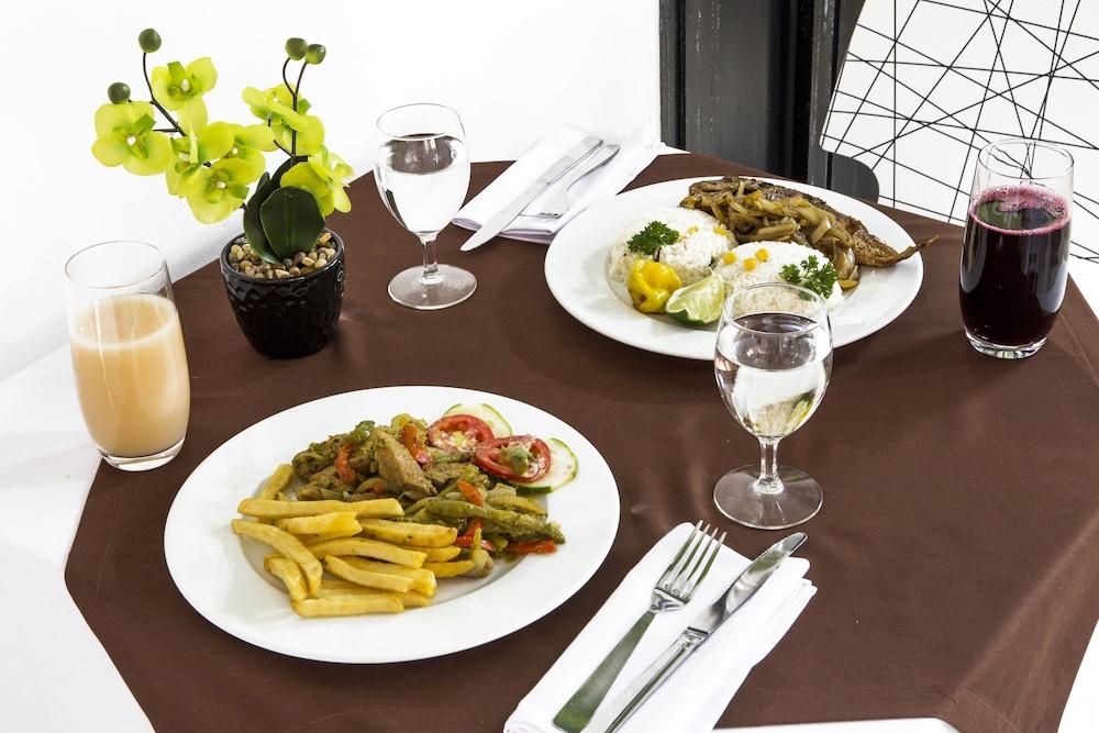 Wakola Hotel Cheikh Anta Ντακάρ Εξωτερικό φωτογραφία