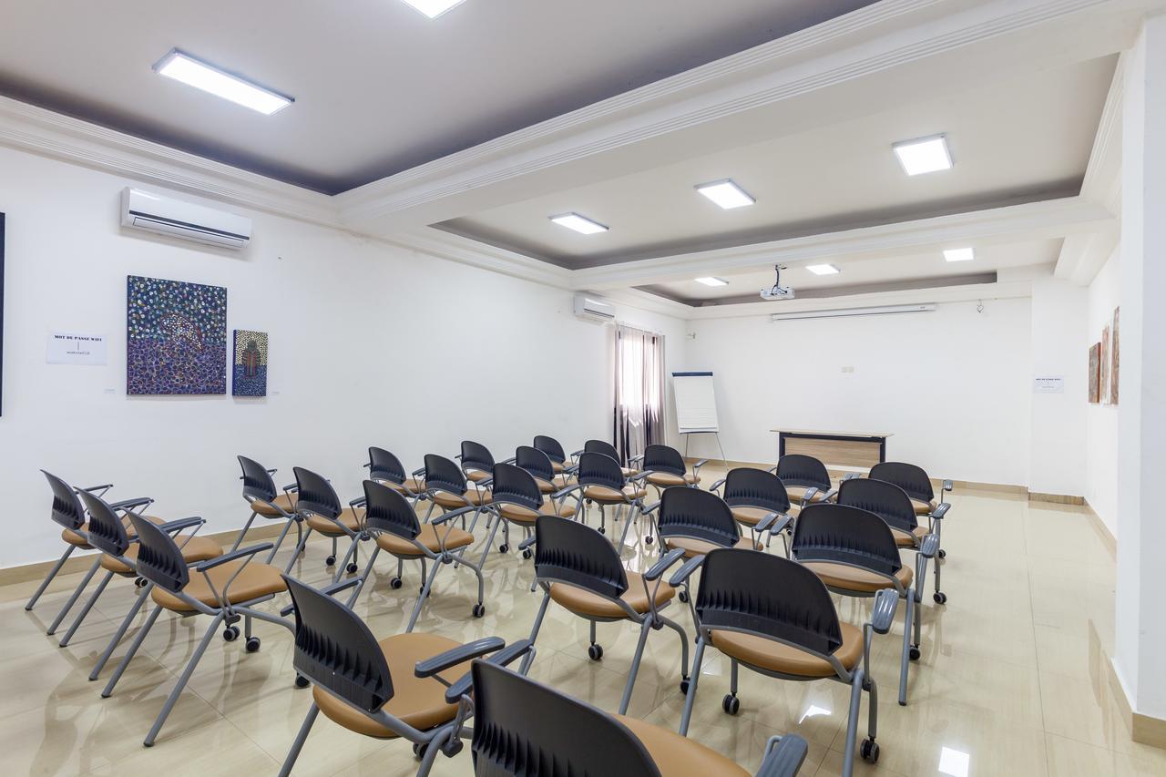 Wakola Hotel Cheikh Anta Ντακάρ Εξωτερικό φωτογραφία