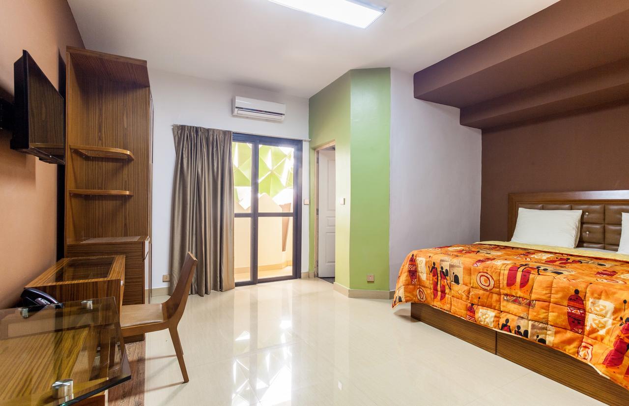 Wakola Hotel Cheikh Anta Ντακάρ Εξωτερικό φωτογραφία