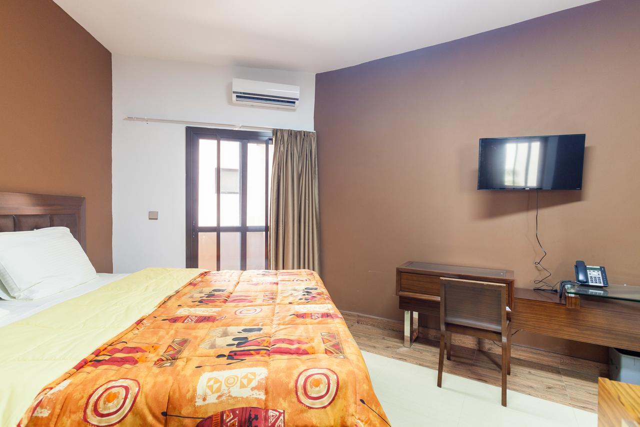 Wakola Hotel Cheikh Anta Ντακάρ Εξωτερικό φωτογραφία